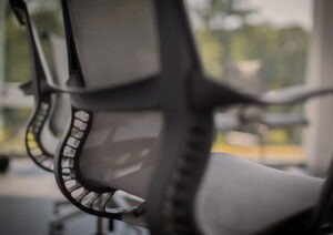 Detailaufnahme eines ergonomischen Stuhls
